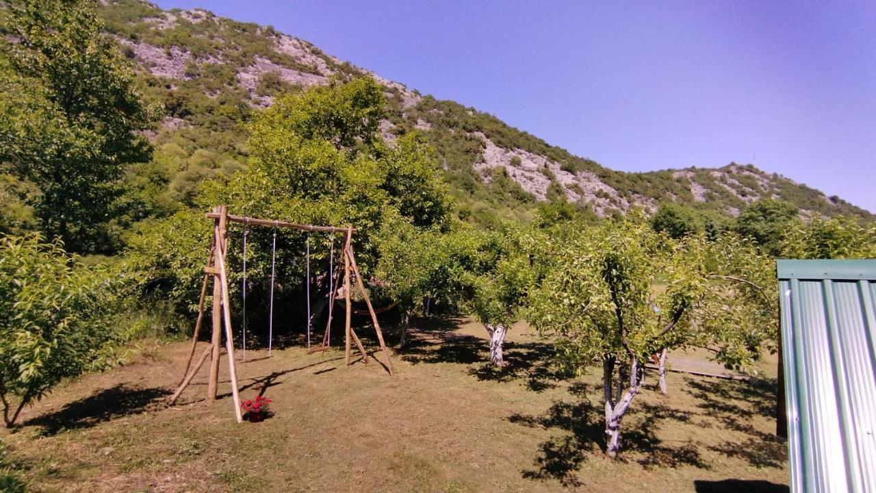 Camp Sunny Hills Hotel Virpazar Exterior photo